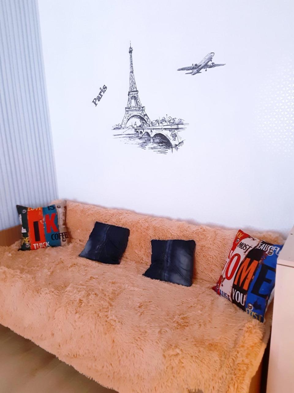 Standard Apartment On Umanskaya เคียฟ ภายนอก รูปภาพ